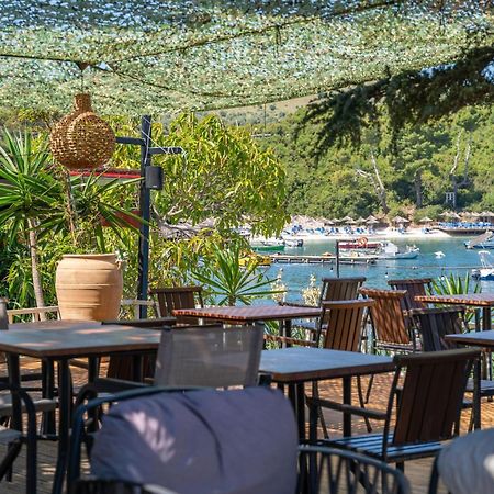 Manta Hotel Ksamil Bagian luar foto