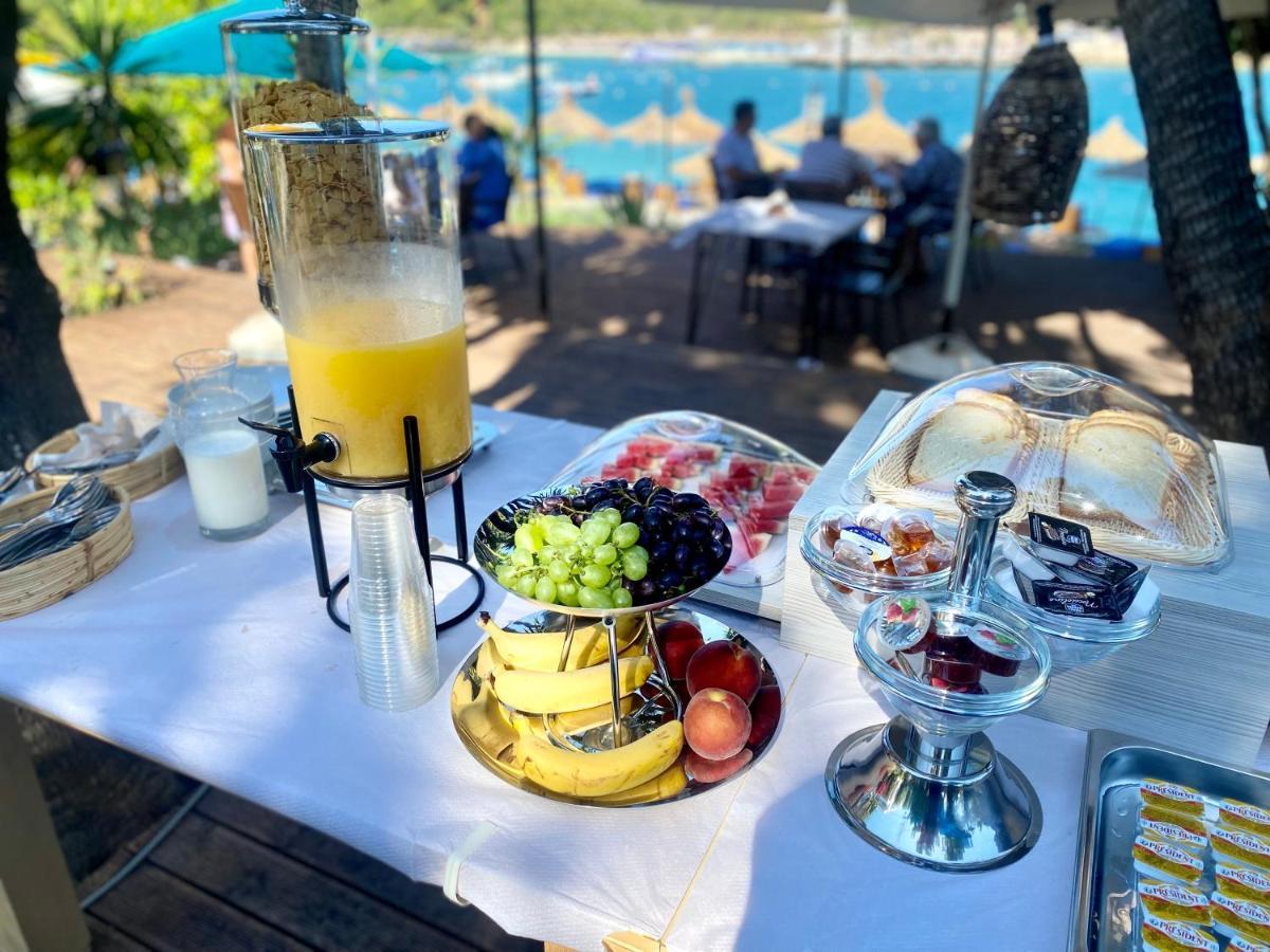 Manta Hotel Ksamil Bagian luar foto