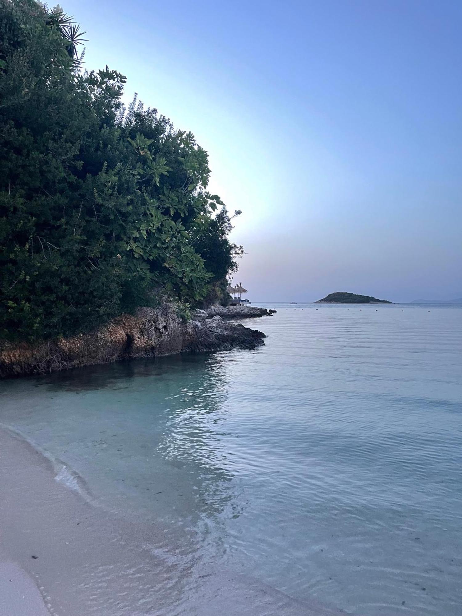 Manta Hotel Ksamil Bagian luar foto