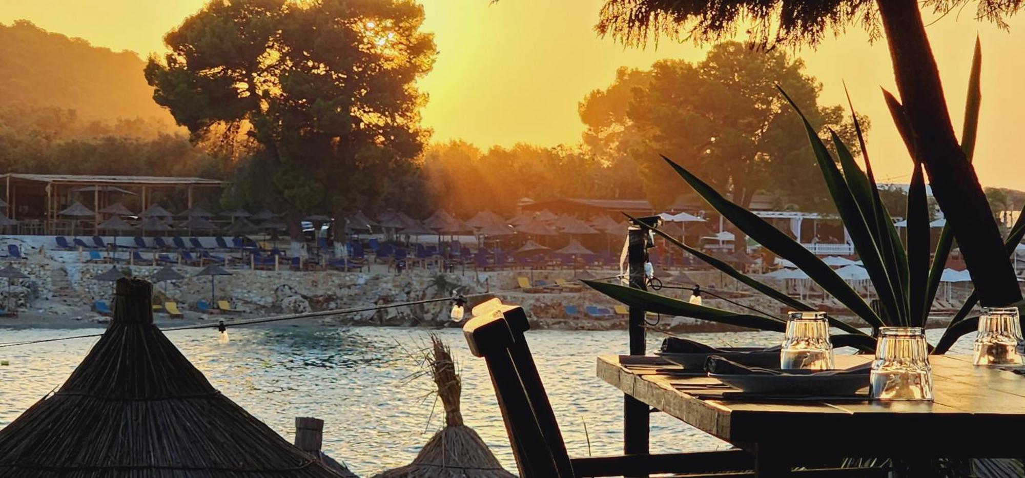 Manta Hotel Ksamil Bagian luar foto