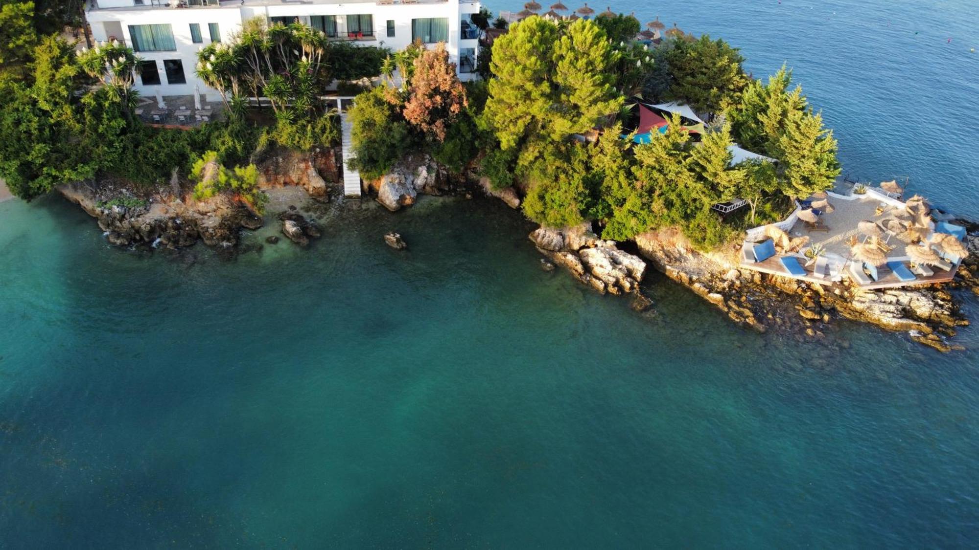 Manta Hotel Ksamil Bagian luar foto