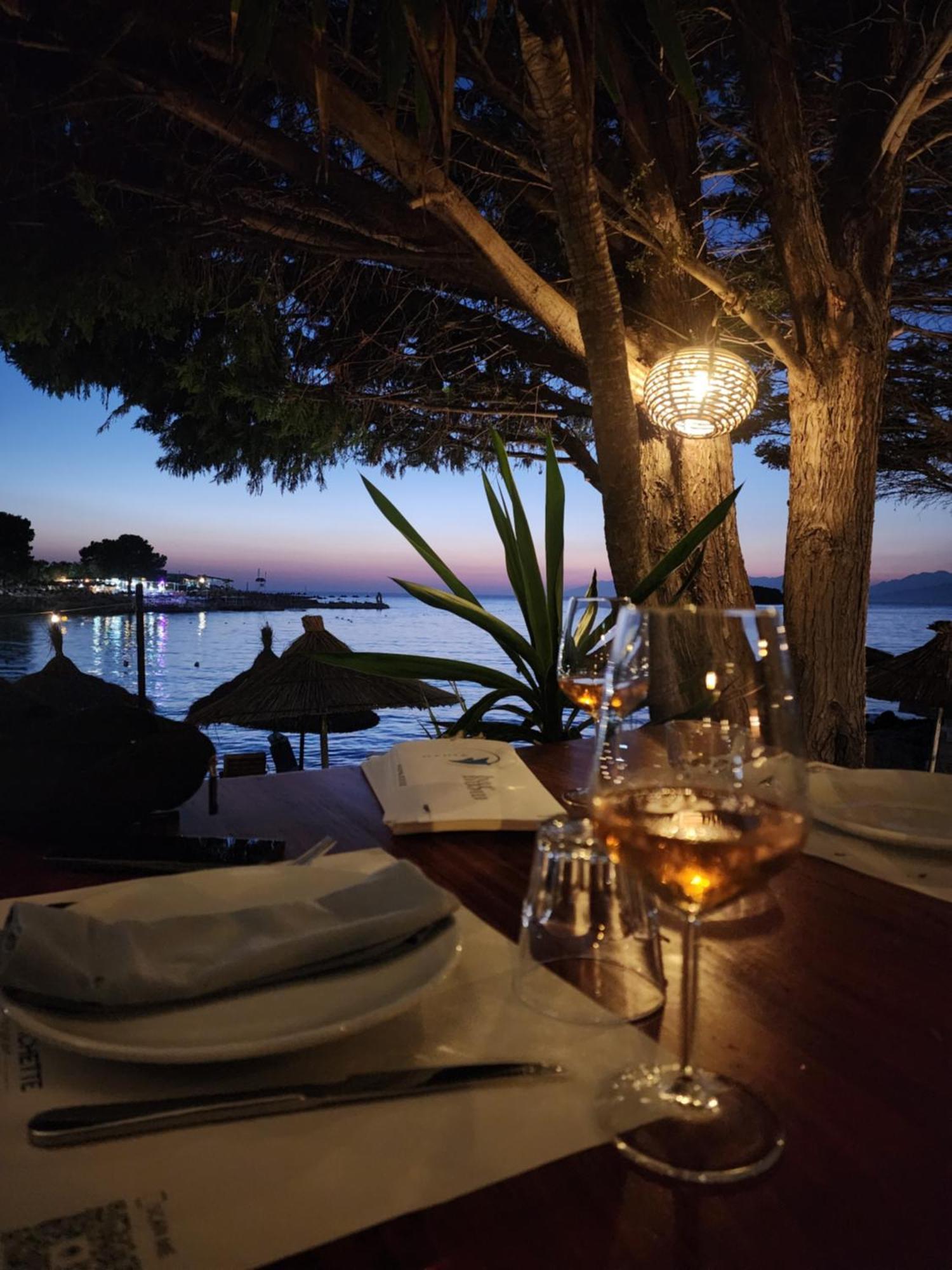 Manta Hotel Ksamil Bagian luar foto