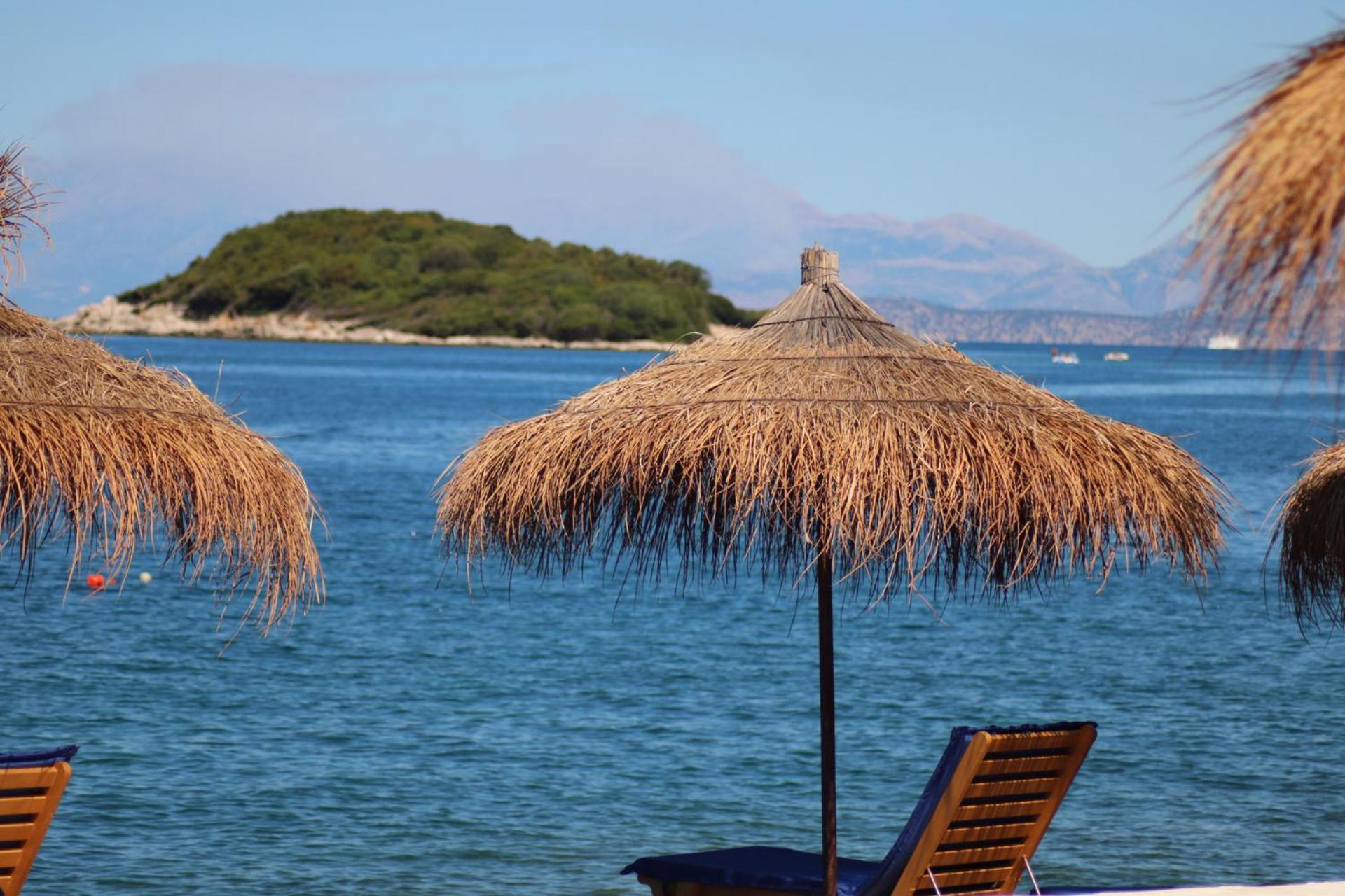 Manta Hotel Ksamil Bagian luar foto