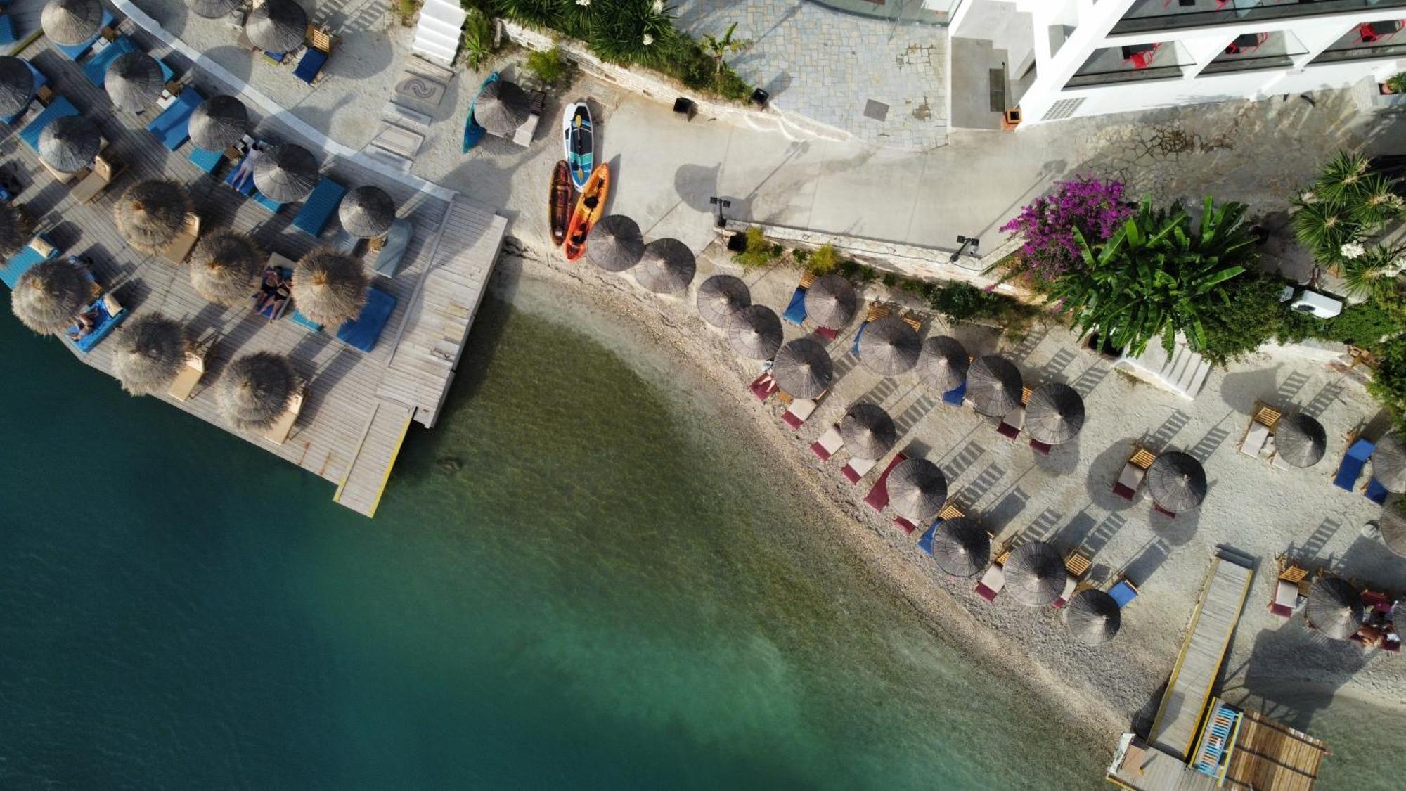 Manta Hotel Ksamil Bagian luar foto