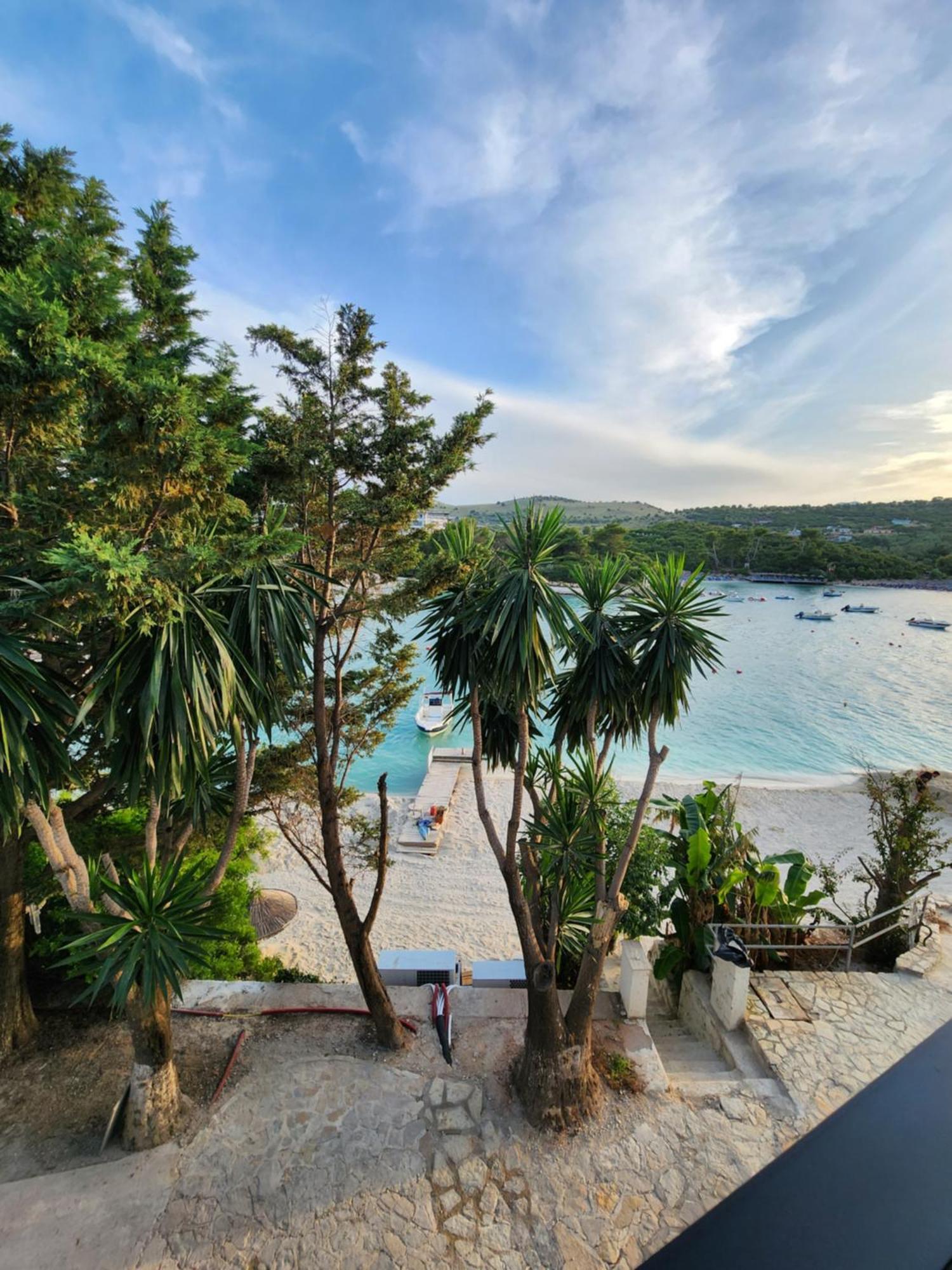 Manta Hotel Ksamil Bagian luar foto