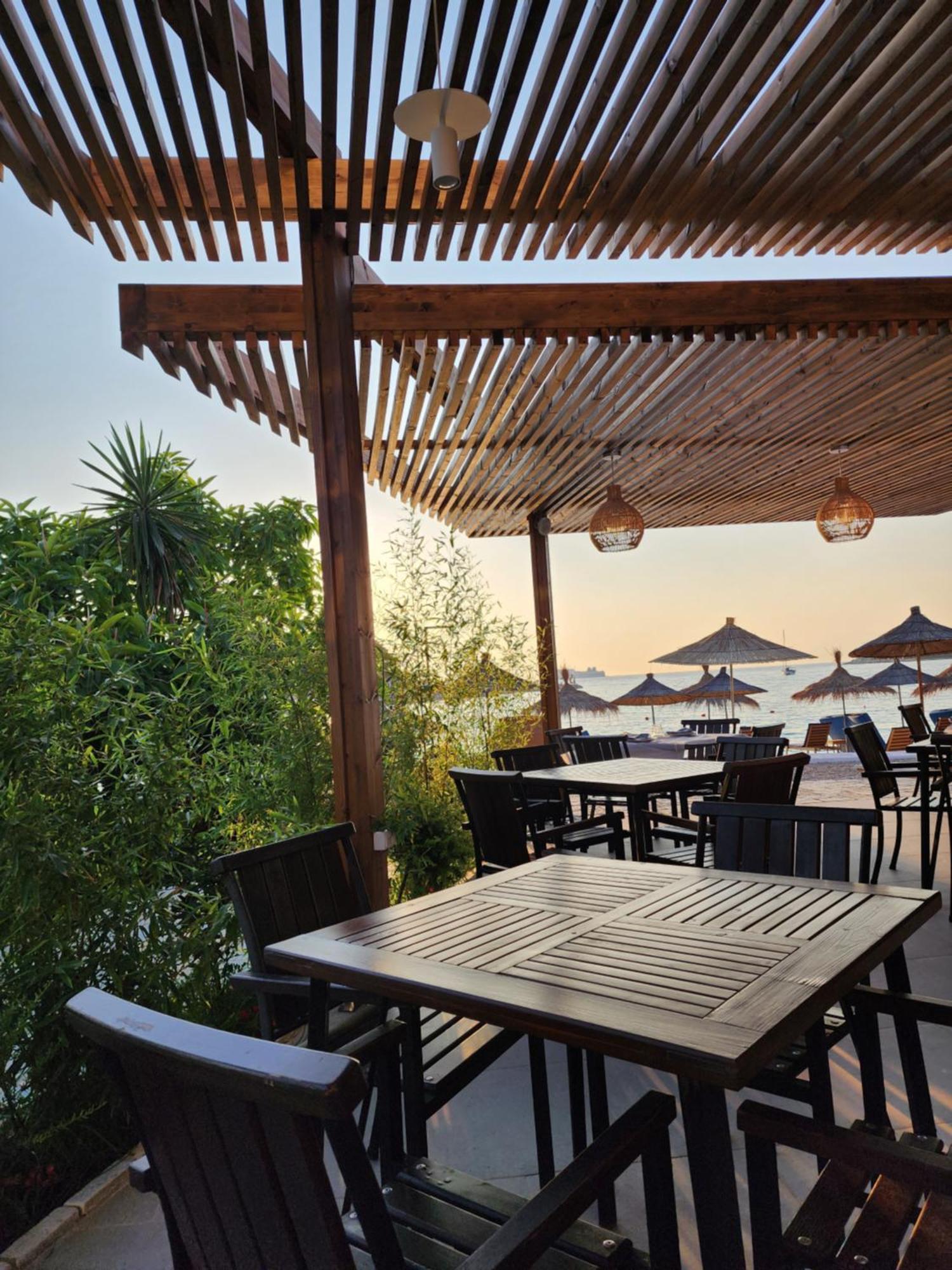 Manta Hotel Ksamil Bagian luar foto