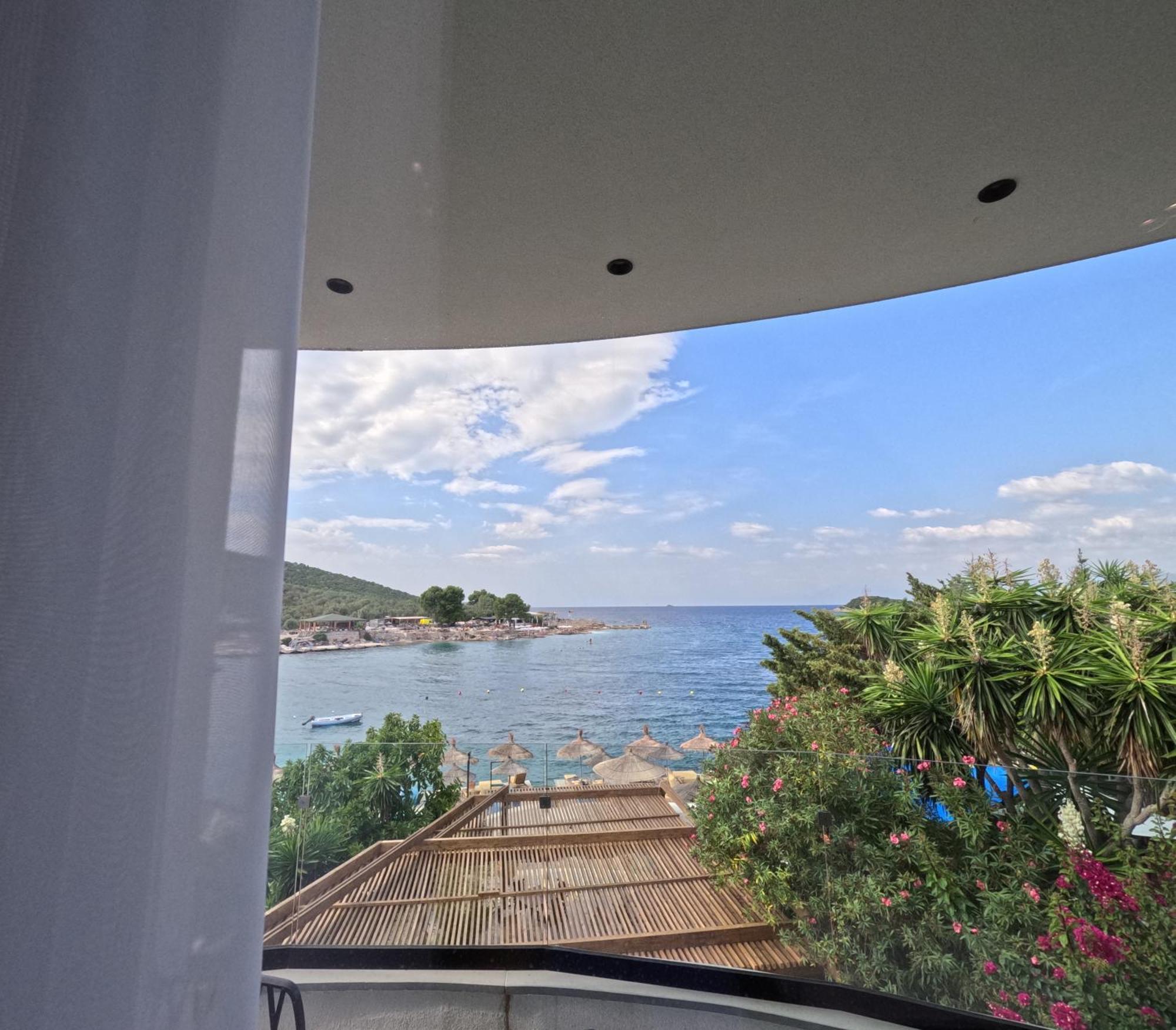 Manta Hotel Ksamil Bagian luar foto
