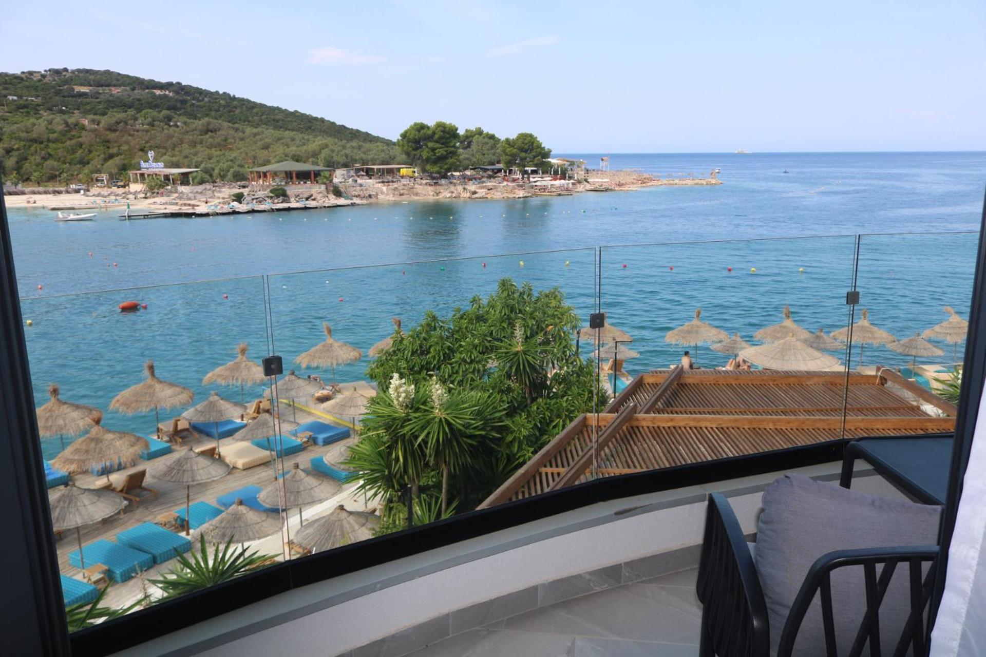Manta Hotel Ksamil Bagian luar foto