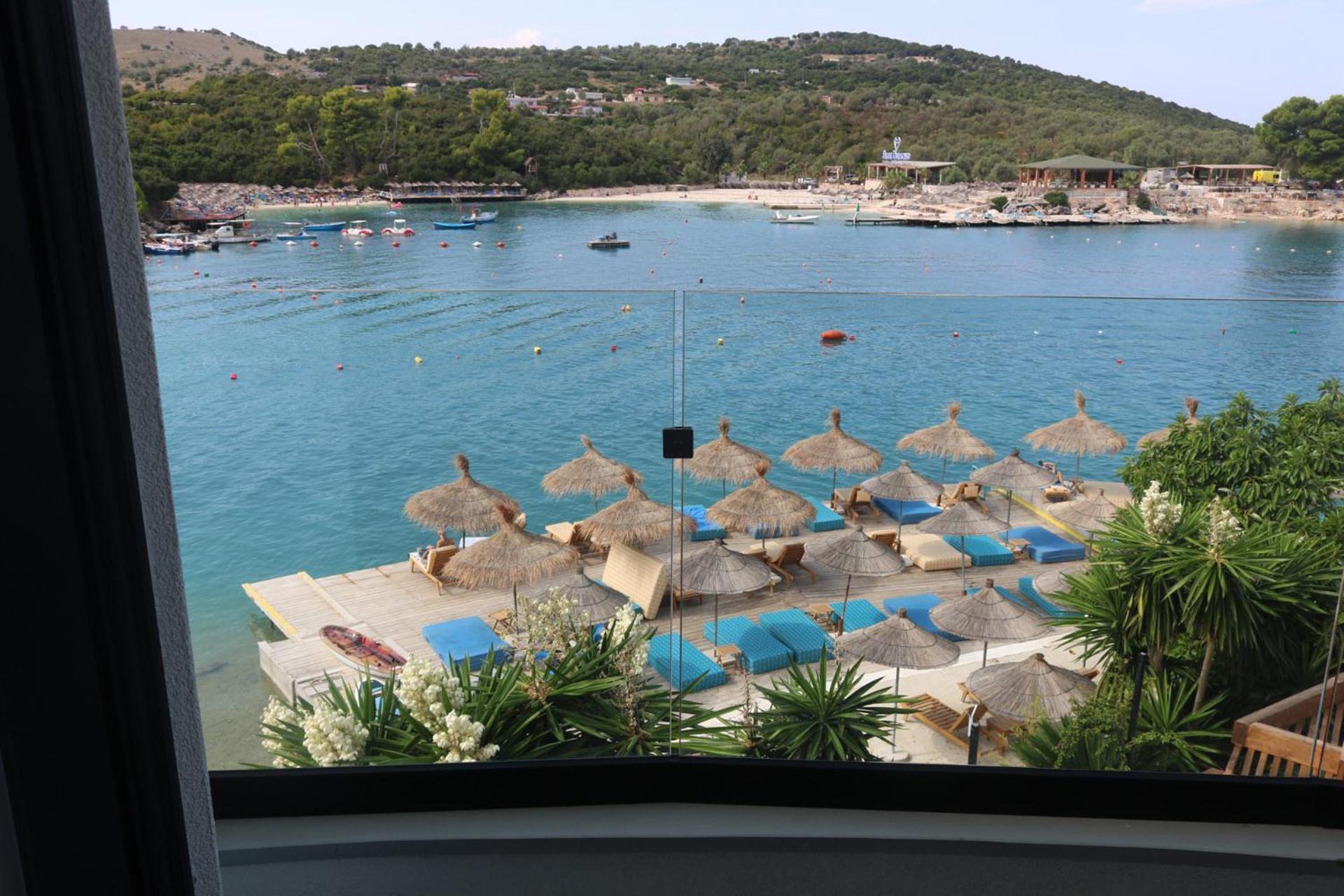 Manta Hotel Ksamil Bagian luar foto