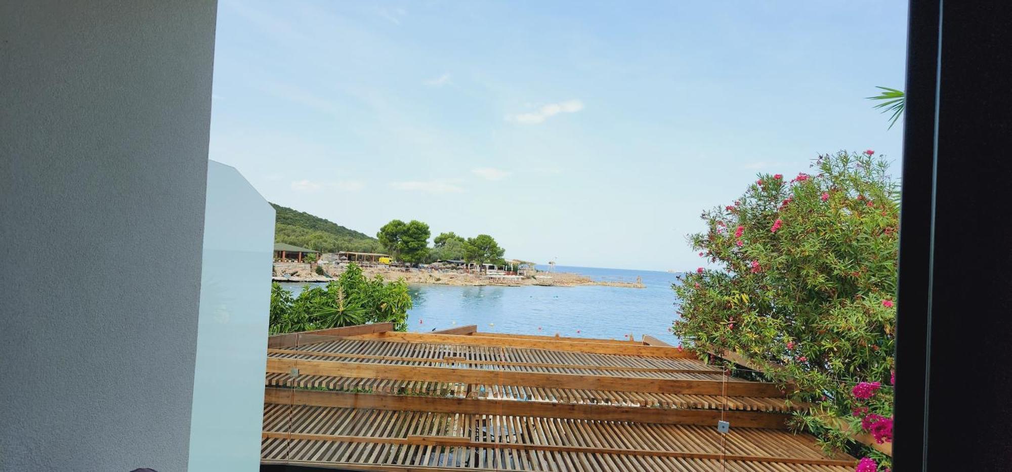 Manta Hotel Ksamil Bagian luar foto