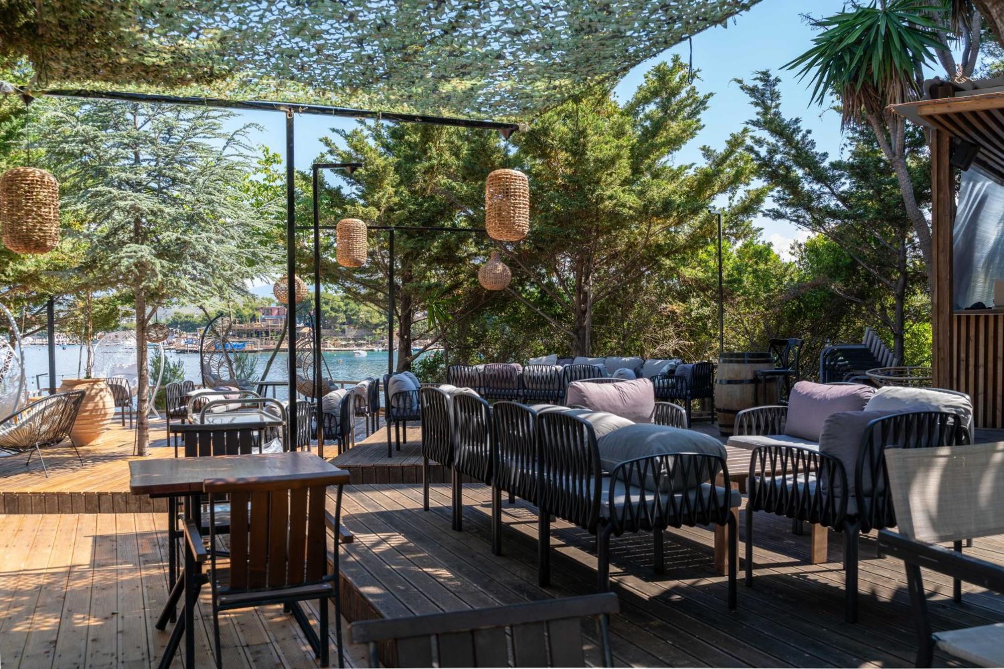 Manta Hotel Ksamil Bagian luar foto