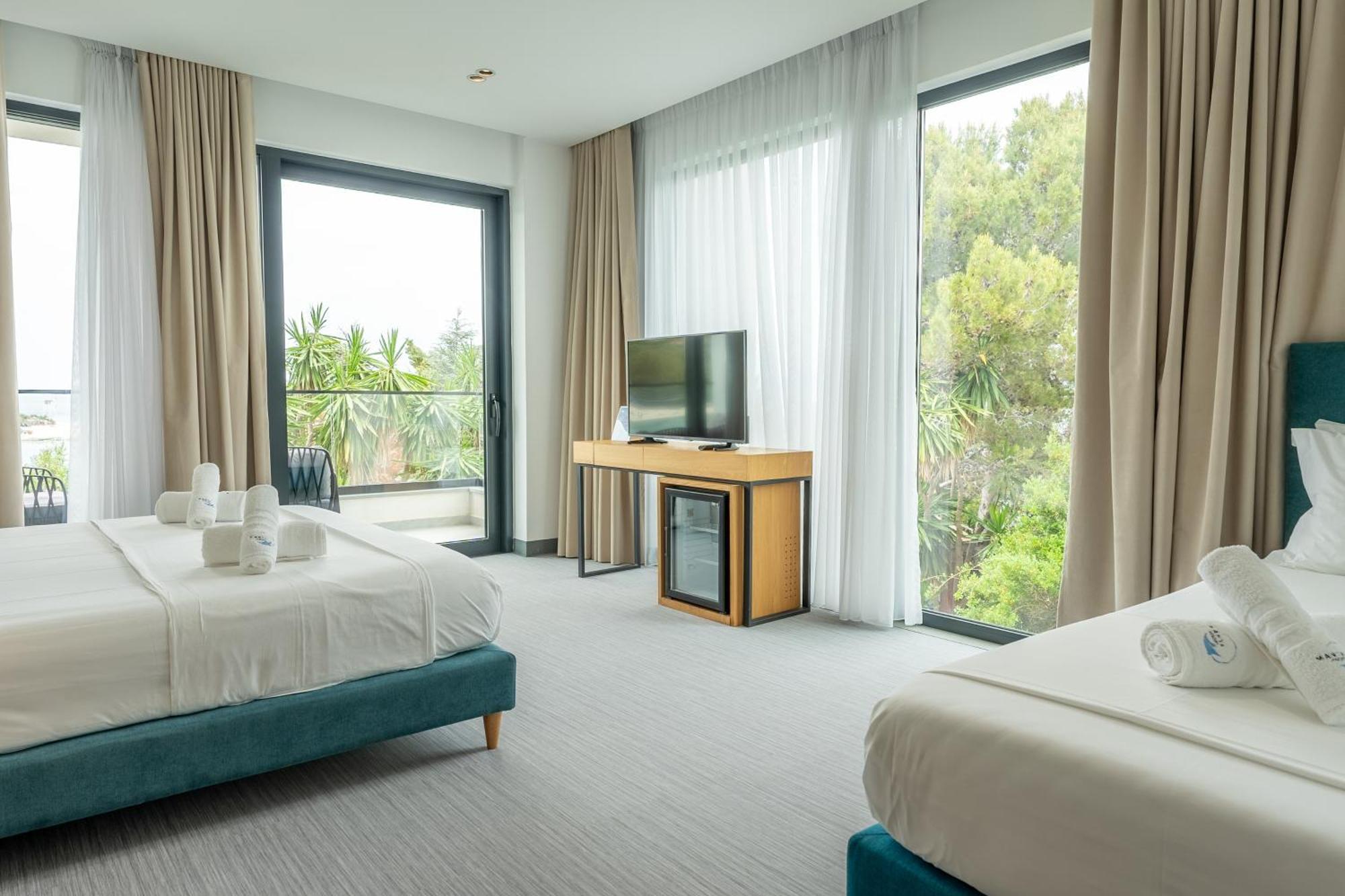 Manta Hotel Ksamil Bagian luar foto