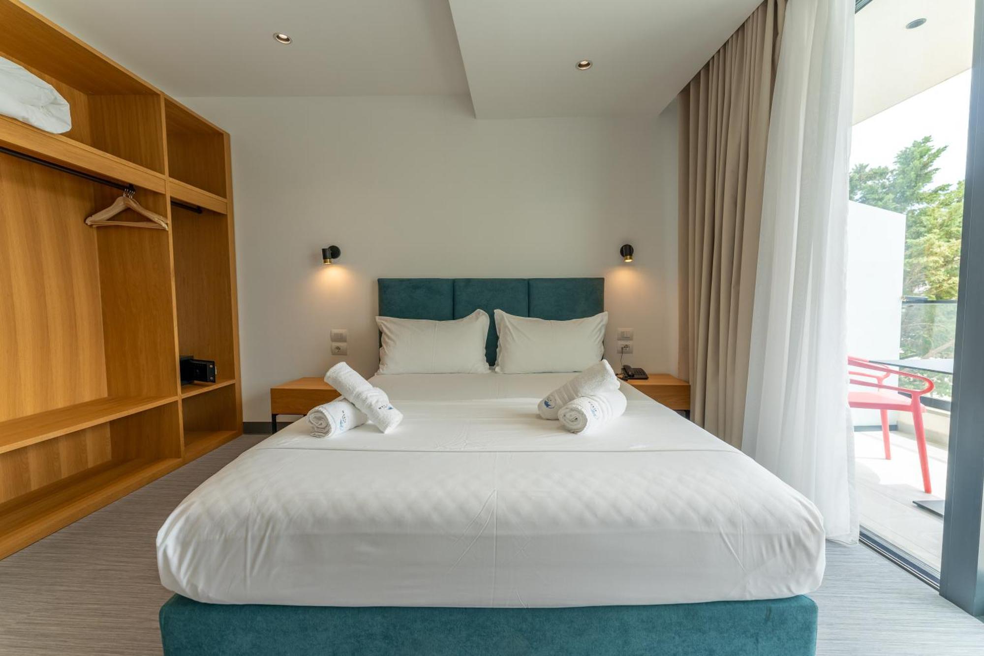 Manta Hotel Ksamil Bagian luar foto